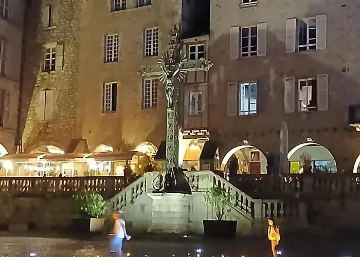 Maison Dans La Bastide * Villefranche-de-Rouergue